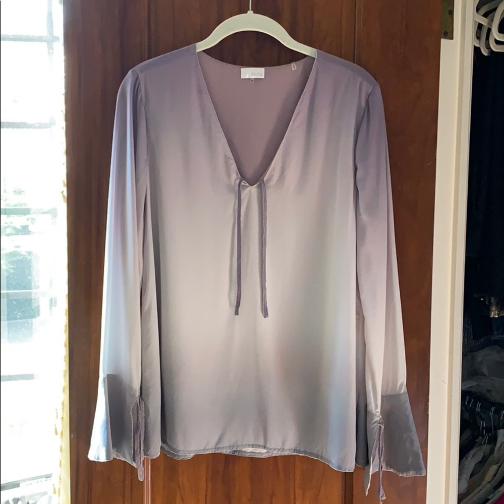 Ecru silk ombré blouse size M!